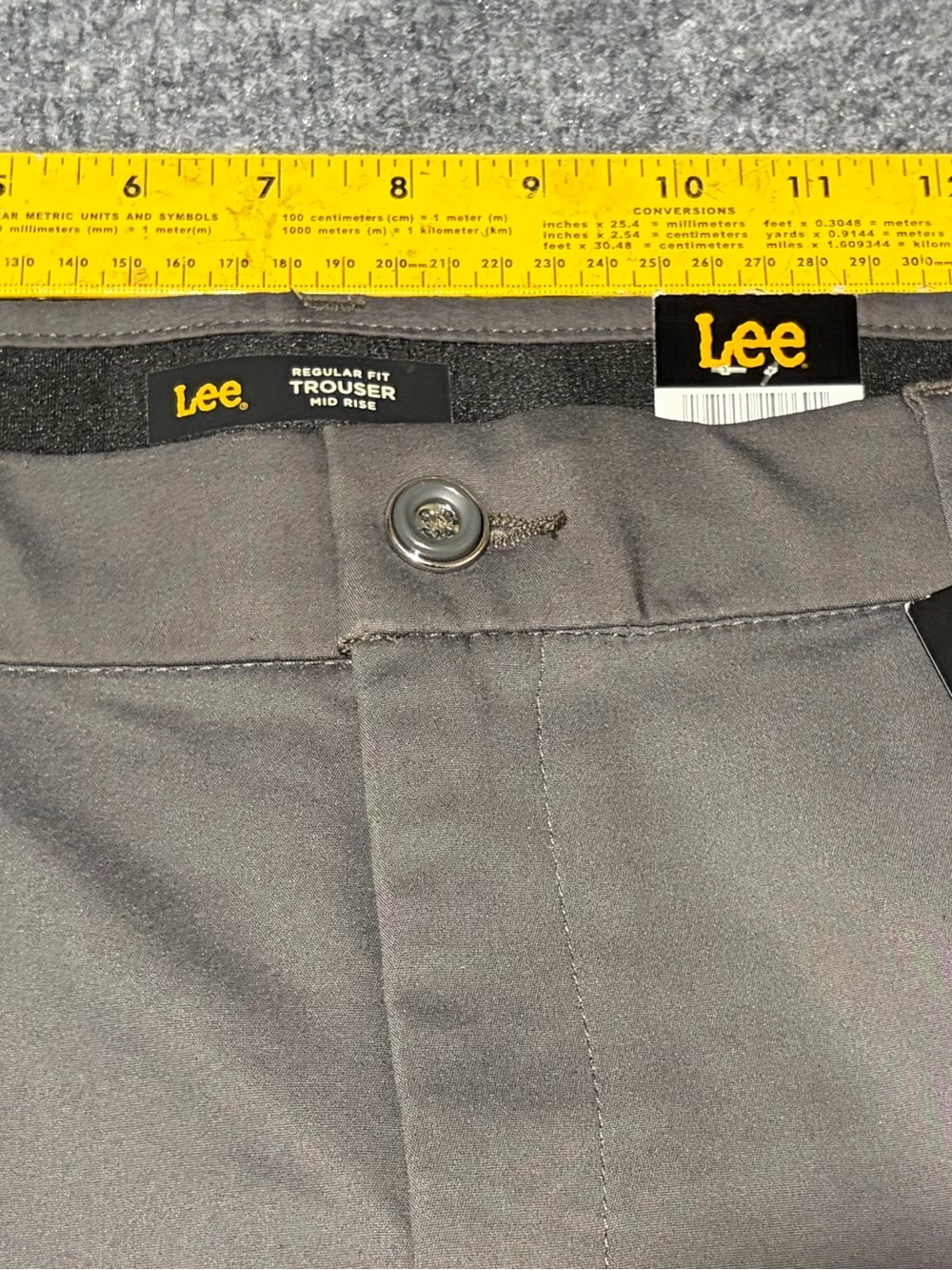 Lee Women's Straight-Leg Trousers in Gray - Picture 3 of 8